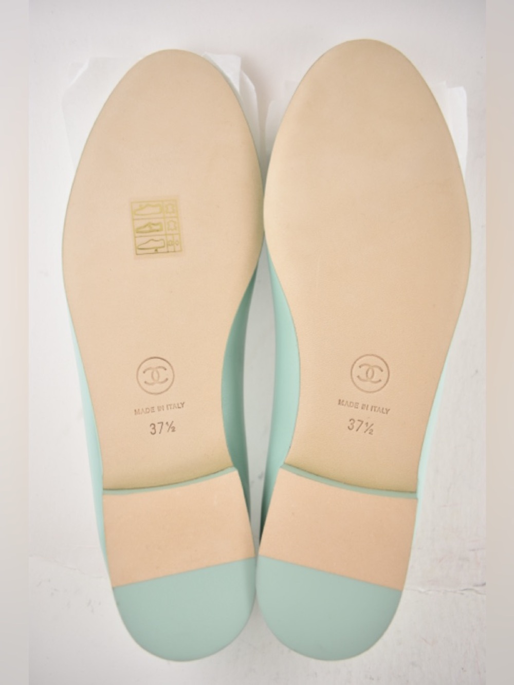 Chanel 26S Mint Green White Lambskin Leather CC Logo Ballet Ballerina Flat 37.5 - Picture 16 of 16